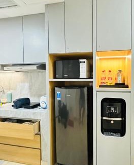 Kesawan Apartamento | Apartemen Podomoro View Kota 2BR lantai 17 Full perabot