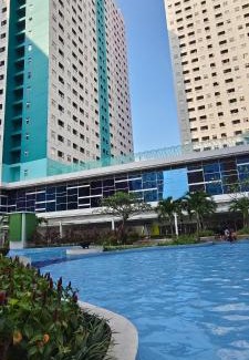 Rawasari Apartamento | Apartement Green Pramuka Square 2br DeluxeRoom