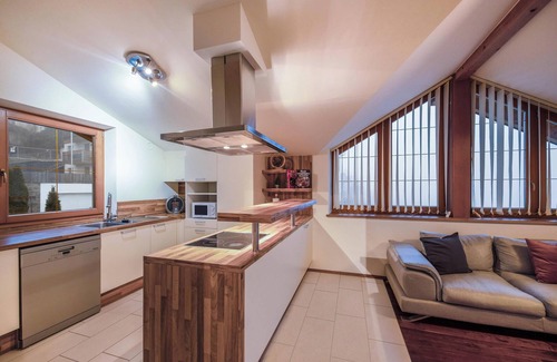 Cornedo All'isarco Apartamento | Apartamento "Huck" con vistas a la montaña, balcón y Wi-Fi
