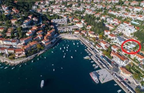 Rabac Apartamento | Apartement Mirella 2 "Your romantic sea-view escape in the heart of Rabac"