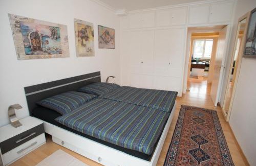 Dusseldorf Old Town Cama Y Desayuno | Apartement mit Dachterrasse - bei Curth klingen - Teilen Sie uns Ihre Ankunfszeit mit