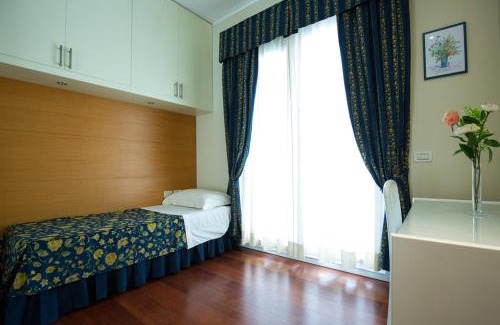 Riccione Apartamento | Aparthotel England