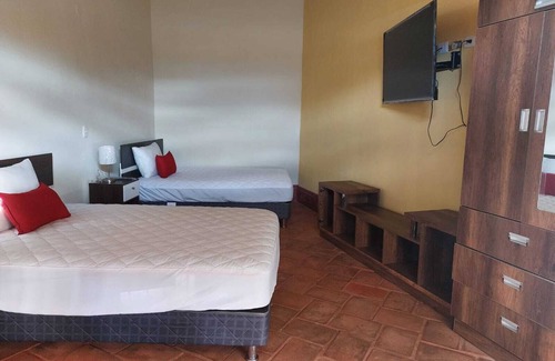 Jesús Hotel | ApartHotel La Finka Hotel y Eventos