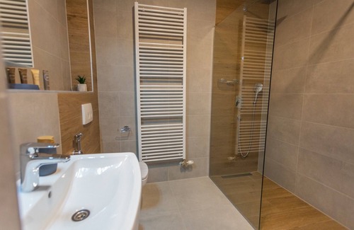 Bjelasnica Apartamento | Aparthotel Phoenix - One Bedroom Apartment with Terrace XL 208