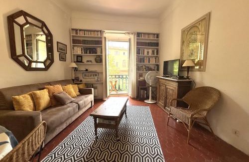 Old Town Apartamento | ApartHotel Riviera - BALCON HONORE 1 - Old Town - 5 mn Promenade des Anglais et Plage - Charme Absolu - Appartement 2 pièces avec Balcon AC - Vue mer et Ville