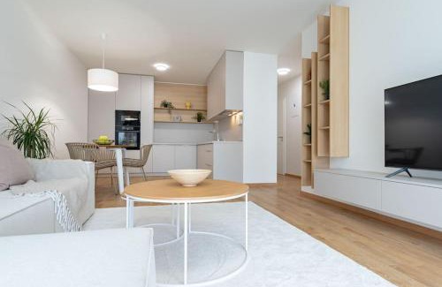 Kosice Old Town Apartamento | Apartmán Al-Garden s private garage parking free, 5 min pešo do centra