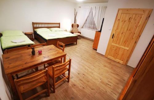 Drnholec Apartamento | Apartmán na Náměstí 55