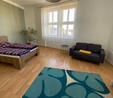 Sobeslav Apartamento | Apartmán na náměstí