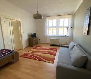 Sobeslav Apartamento | Apartmán na náměstí