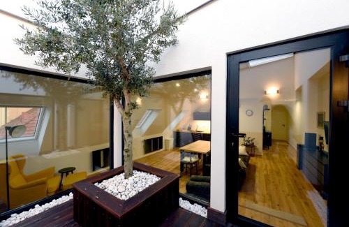 Trencin Apartamento | Apartmán s átriom v historickom centre
