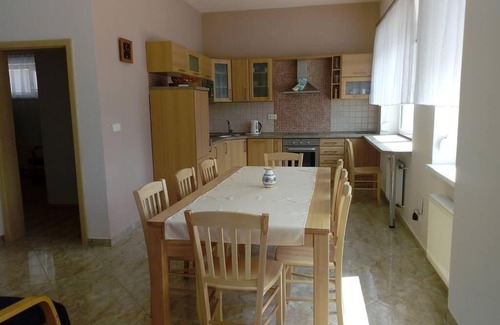 Straznice Apartamento | Apartmán U parku ve Strážnici - Jižní Morava