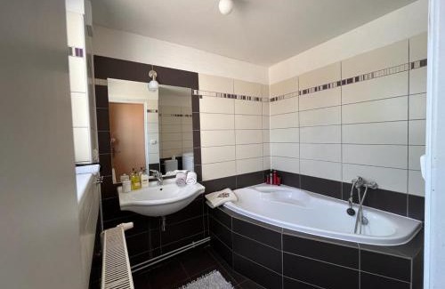 Vsestudy Apartamento | Apartmán u zámeckého parku
