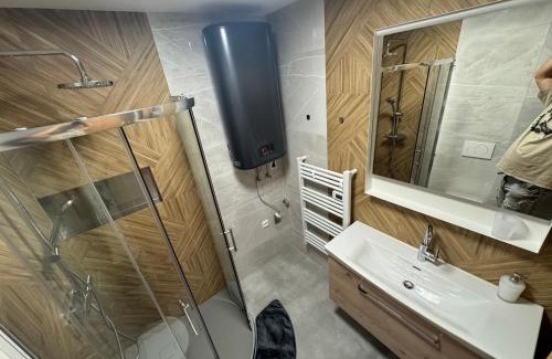 Znojmo Apartamento | Apartmán za Humny