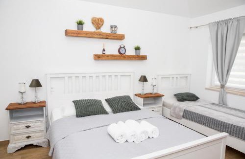 Znojmo Apartamento | Apartmány Ellie