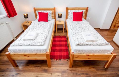 Uhorska Ves Cama Y Desayuno | Apartmány Nevädza