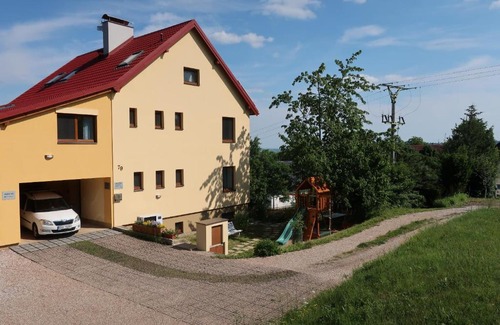 Holin Apartamento | Apartmány U Zvoničky