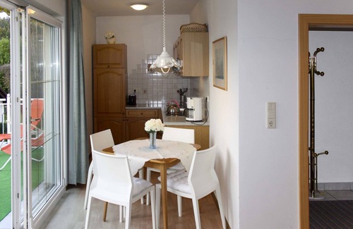 Goritschach Apartamento | Apartamento Meran by Interhome