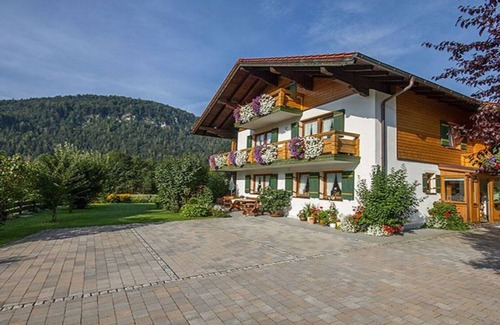 Weissbach an der Alpenstrasse Apartamento | Apartamento 3 **