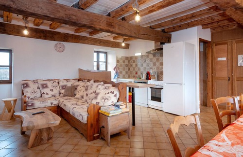 Saint-Maurice-de-Rotherens Apartamento | Apartamento 'Les Hirondelles' con vistas a la montaña, terraza privada y jardín privado
