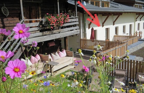 Valle Aurina Apartamento | Apartamento "Voppichlhof Arnika" con vistas a la montaña, terraza privada y Wi-Fi