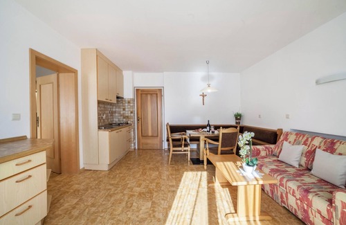 San Leonardo in Passiria Apartamento | Apartamento "Residencia Pichler 2" con vistas a la montaña, balcón y Wi-Fi