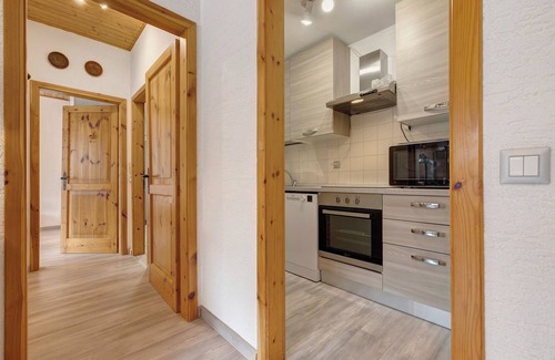 Brentonico Apartamento | Apartamento 'San Valentino' con vistas a la montaña, jardín compartido y Wi-Fi