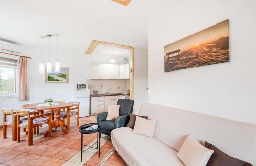 Kobarid Apartamento | Apartma Brešan