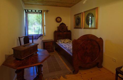 Hrib pri Hinjah Apartamento | Apartma Caprivi Zavod za razvoj turizma Kočevski rog