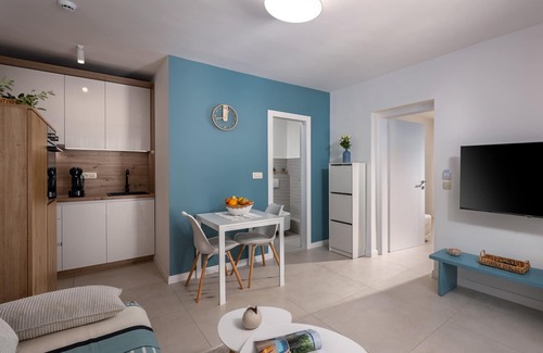 Zurkovo Apartamento | Apartman 3 With Garden Desamani 975, Kostrena, Croatia