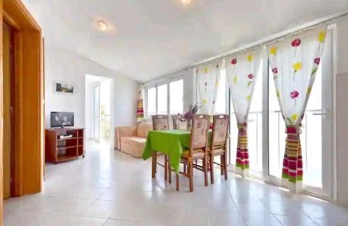 Marusici Apartamento | Apartman Alenka for 4!