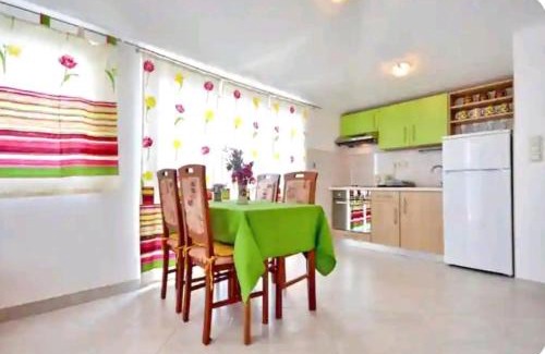 Marusici Apartamento | Apartman Alenka for 4!