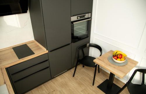 Slavonski Brod Apartamento | Apartman April u centru grada, besplatan parking