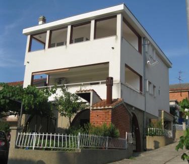 Grebastica Apartamento | Apartman Belamarić