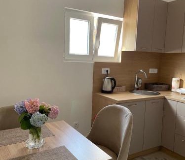 Tivat Apartamento | Apartman Bogdana