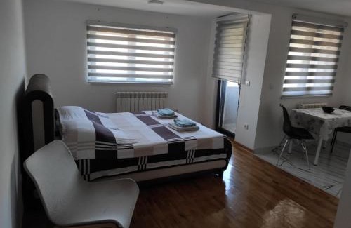 Zvezdara Apartamento | Apartman Dami