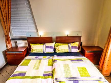 Sostogyogyfurdo Apartamento | Apartman De Lux