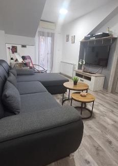 Otocac Apartamento | Apartman Dujmović 1