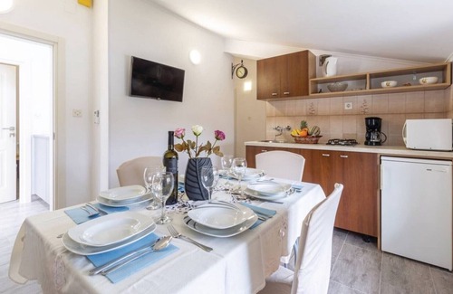 Jasenovica Apartamento | APARTMENTS PALISKA located in the countryside near Poreč / APARTMAN EDA for 6 people with pool - countryside near Poreč