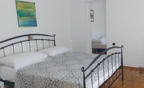Zupanja Apartamento | Apartman EXCELLENT - Kuća za odmor u Županji -natkriveno parkirno mjesto