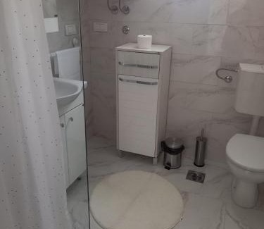 Vrdnik Apartamento | Apartman Flora Vrdnik