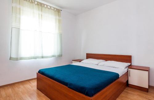 Seline Casa | Apartman Iva-family holiday 250 m from pebble beach