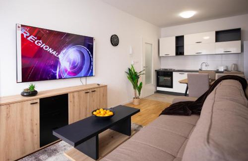 Osijek Apartamento | Apartman IVANA - private parking