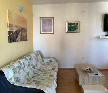 Razanj Apartamento | Apartman Jole