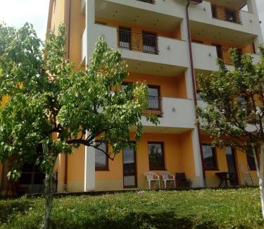 Foca Apartamento | APARTMAN LALA
