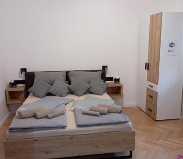 Tuzla Apartamento | Apartman Leky