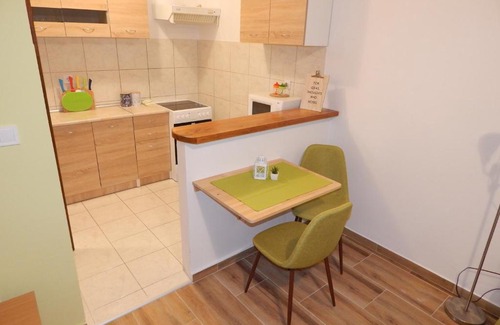 Topla Apartamento | Apartman Lena