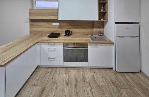 Zajecar Apartamento | Apartman LENI2 u centru Zajecara
