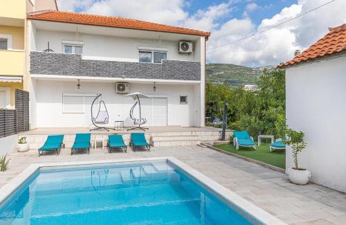 Kastela Apartamento | Apartman Luci