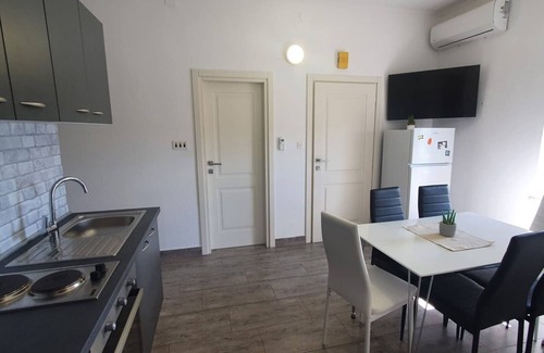 Jasenovica Apartamento | APARTMENTS PALISKA located in the countryside near Poreč / APARTMAN MARIO for 6 people with pool - countryside near Poreč
