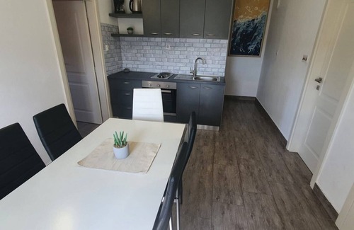 Jasenovica Apartamento | APARTMENTS PALISKA located in the countryside near Poreč / APARTMAN MARIO for 6 people with pool - countryside near Poreč